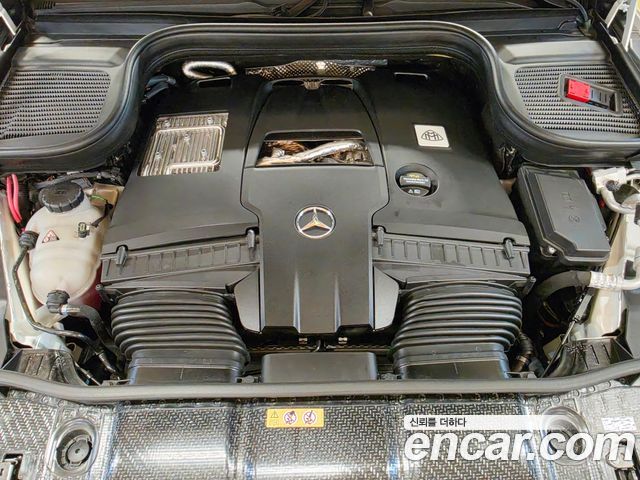 Mercedes-Benz GLS-Class 2023 — photo 6