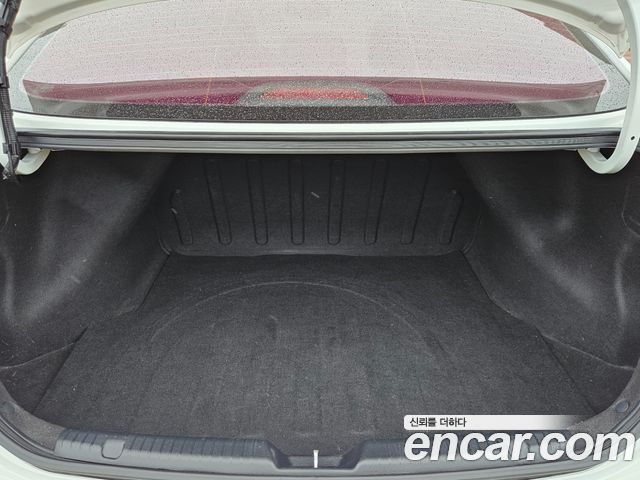 Kia K3 2015 — photo 18