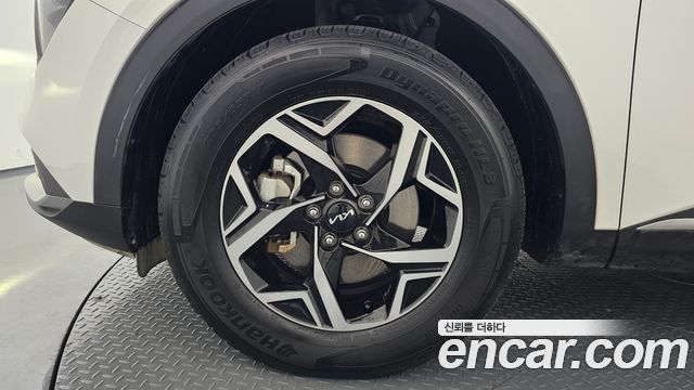 Kia Sportage 2023 — photo 5