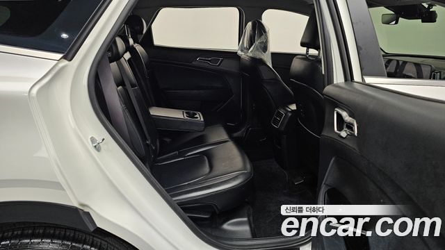 Kia Sportage 2023 — photo 12
