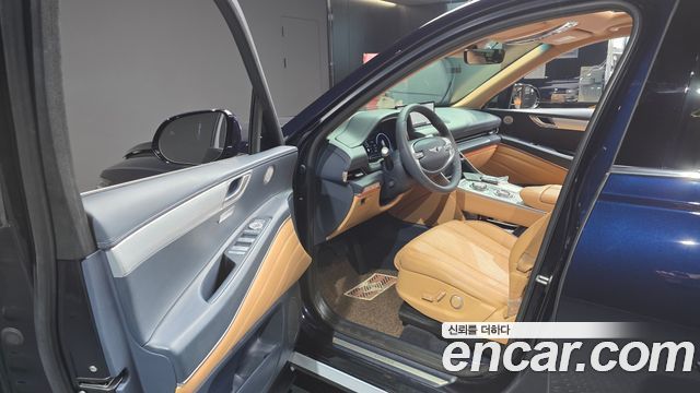 Genesis GV80 2023 — photo 11
