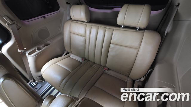 Kia Canival 2018 — photo 19