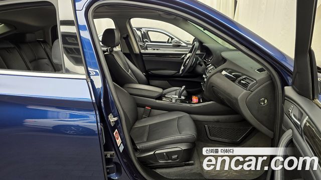 BMW X4 2016 — photo 11