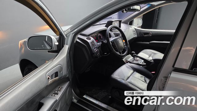 KG Mobility KORANDO 2013 — photo 11