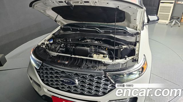 Ford Explorer 2022 — photo 6