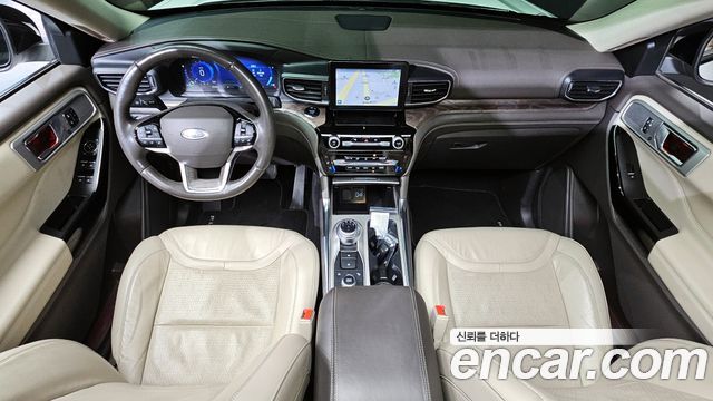 Ford Explorer 2022 — photo 7