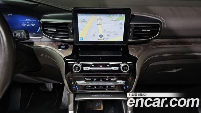 Ford Explorer 2022 — photo 19