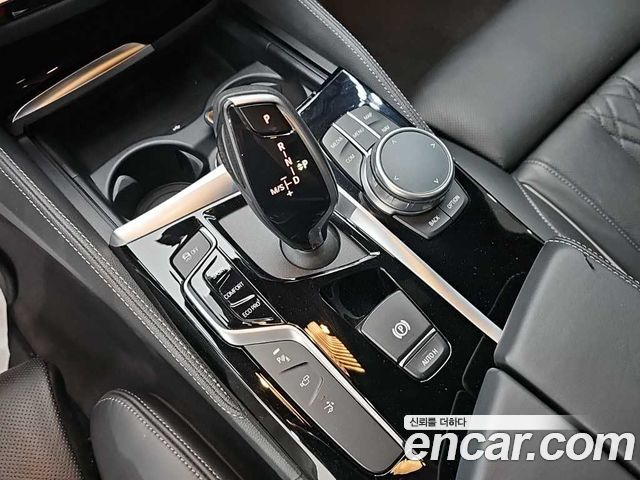 BMW Gran Turismo 2020 — photo 8