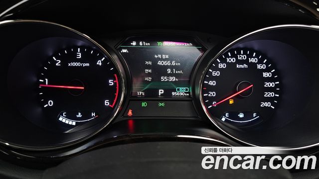 Kia Canival 2019 — photo 8