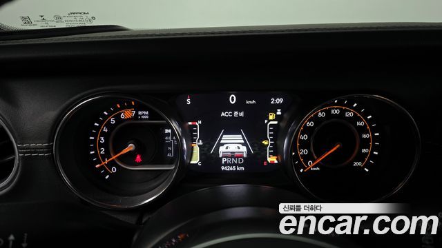 Jeep Wrangler 2021 — photo 8