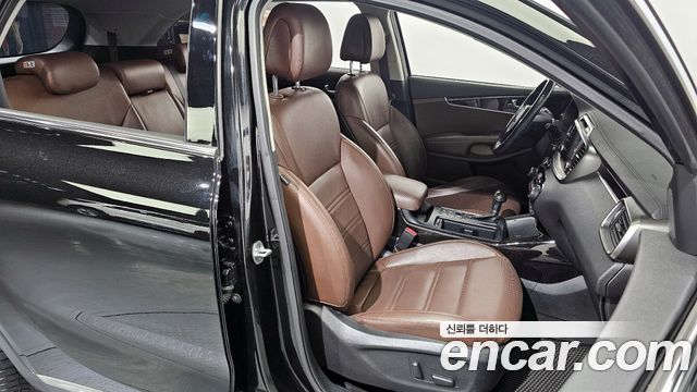 Kia Sorento 2016 — photo 12