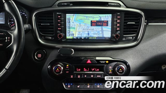 Kia Sorento 2016 — photo 20