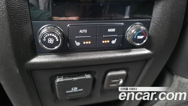 Chevrolet Korea Traverse 2020 — photo 18