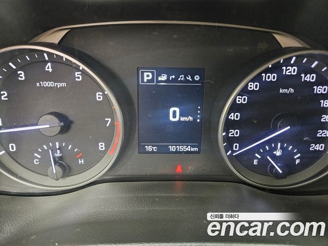 Hyundai AVANTE 2018 — photo 8