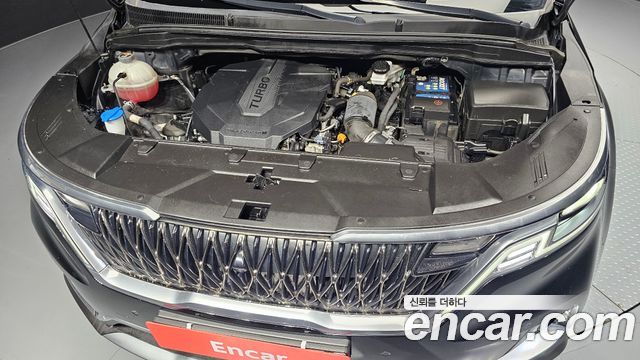 Kia Canival 2021 — photo 6