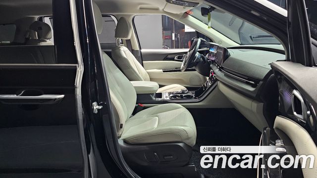 Kia Canival 2021 — photo 10