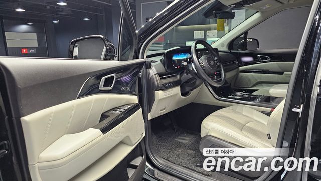 Kia Canival 2021 — photo 11