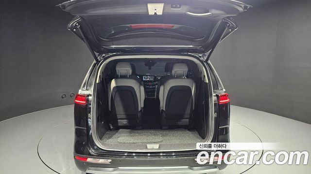 Kia Canival 2021 — photo 20