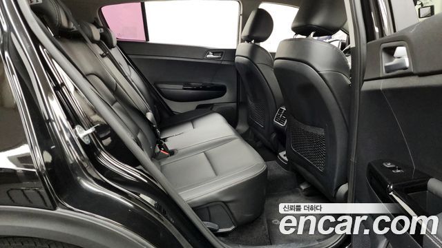 Kia Sportage 2016 — photo 12