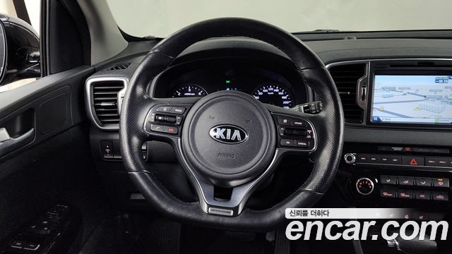 Kia Sportage 2016 — photo 13