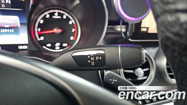 Mercedes-Benz C-Class 2016 — photo 9