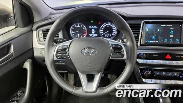 Hyundai Sonata 2019 — photo 14
