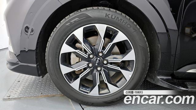 Kia Canival 2023 — photo 5