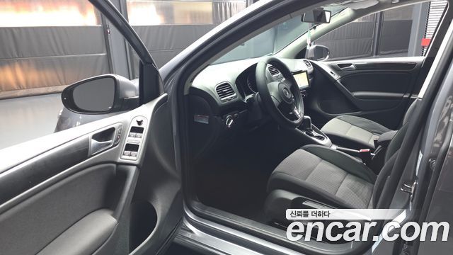 Volkswagen Golf 2011 — photo 10