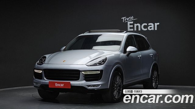 Porsche Cayenne 2017 — photo 1