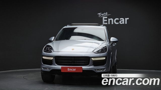 Porsche Cayenne 2017 — photo 3