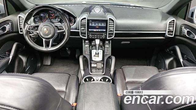 Porsche Cayenne 2017 — photo 7