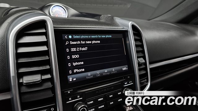 Porsche Cayenne 2017 — photo 16