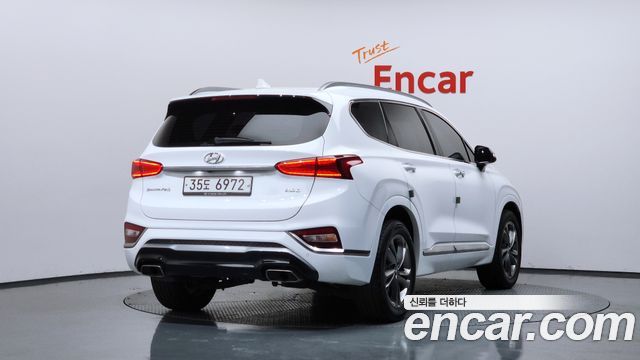 Hyundai Santafe 2019 — photo 2