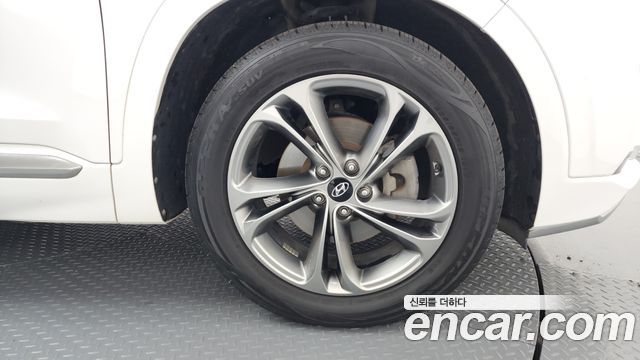 Hyundai Santafe 2019 — photo 5