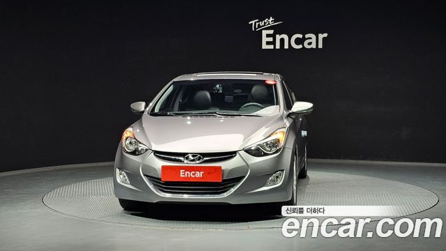 Hyundai AVANTE 2012 — photo 3