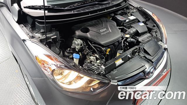 Hyundai AVANTE 2012 — photo 6