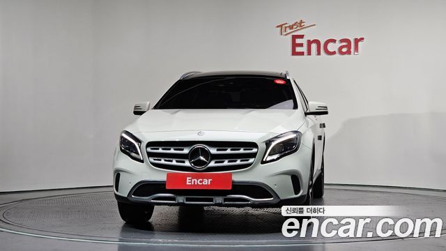 Mercedes-Benz GLA-Class 2018 — photo 3