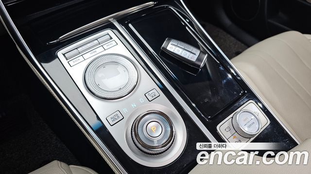 Genesis GV80 2021 — photo 9