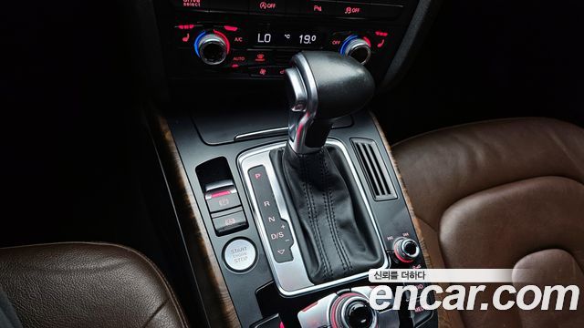 Audi A4 2016 — photo 9