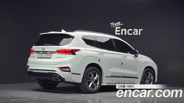 Hyundai Santafe 2019 — photo 2
