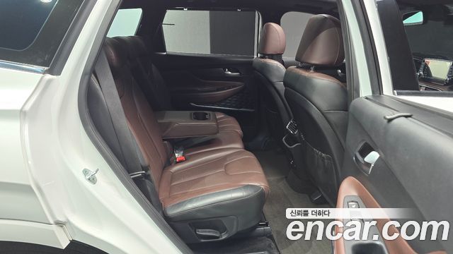 Hyundai Santafe 2019 — photo 12