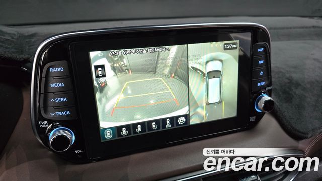 Hyundai Santafe 2019 — photo 15