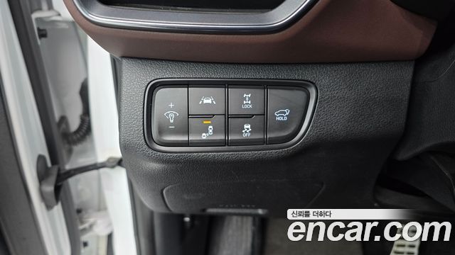 Hyundai Santafe 2019 — photo 16