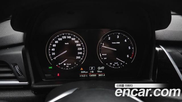 BMW 2-Series 2021 — photo 8