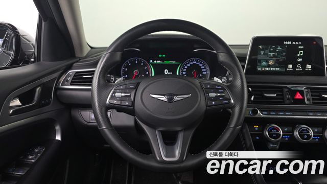 Genesis G70 2019 — photo 14