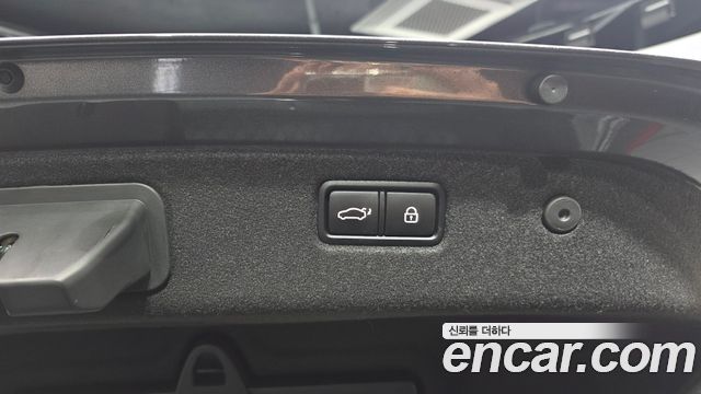 Genesis G70 2019 — photo 20