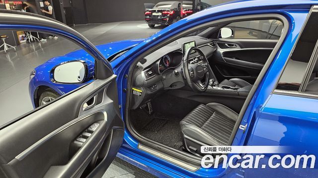 Genesis G70 2018 — photo 11