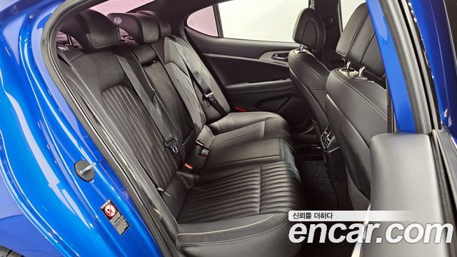 Genesis G70 2018 — photo 12