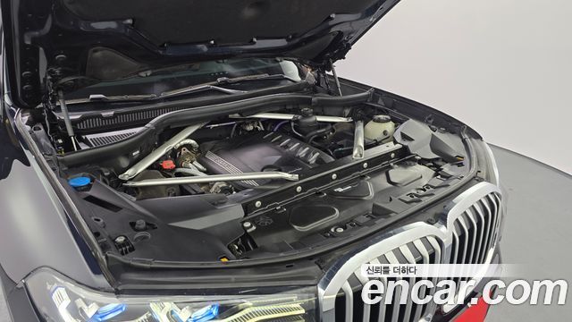 BMW X7 2021 — photo 6