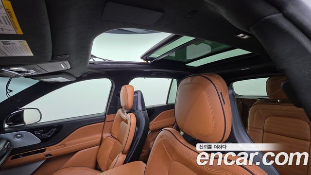Lincoln Aviator 2025 — photo 18